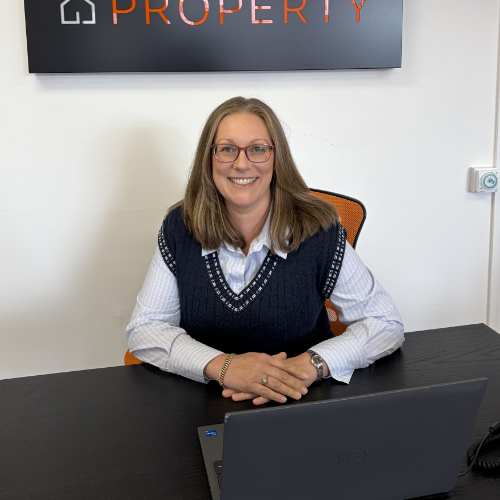Image of Sarah Hamilton